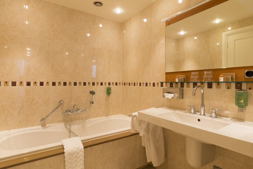 Hotel Sense Suites